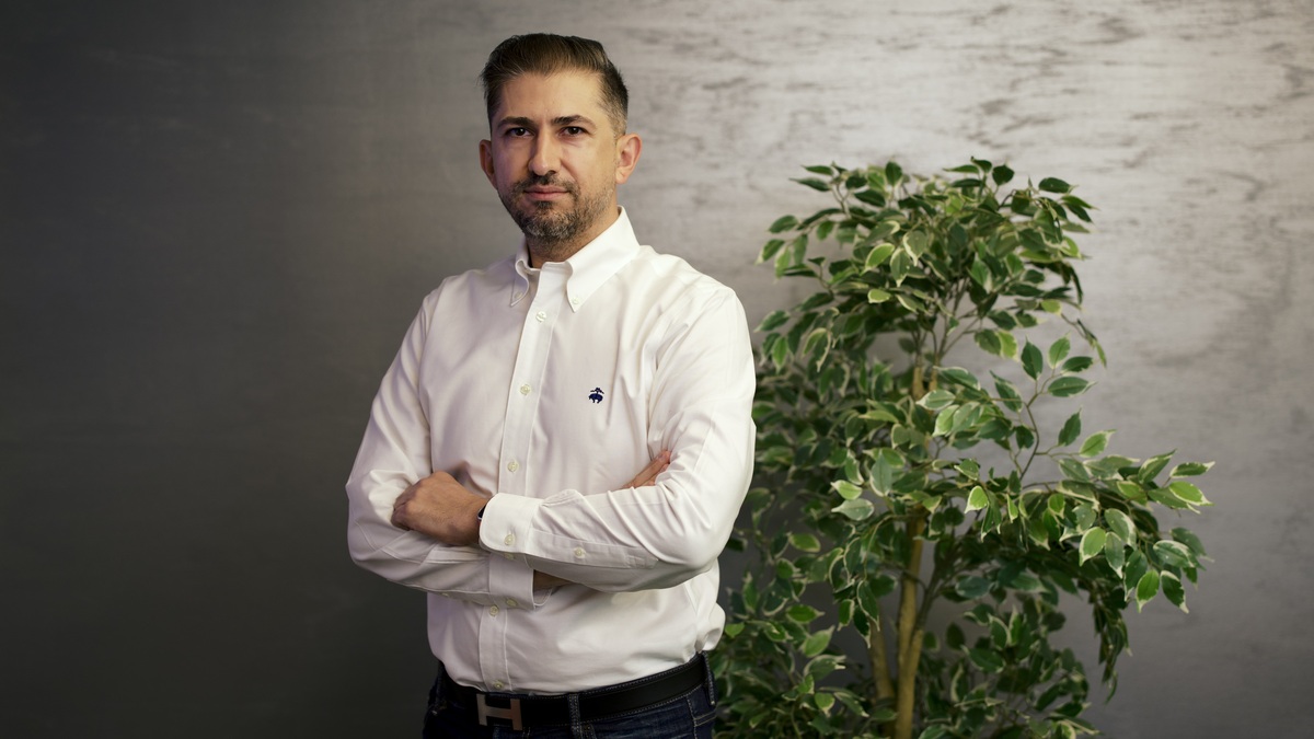 Cyber_Folks achiziționează Hosterion lider piața gazduire web hosting România Adrian Chiruta