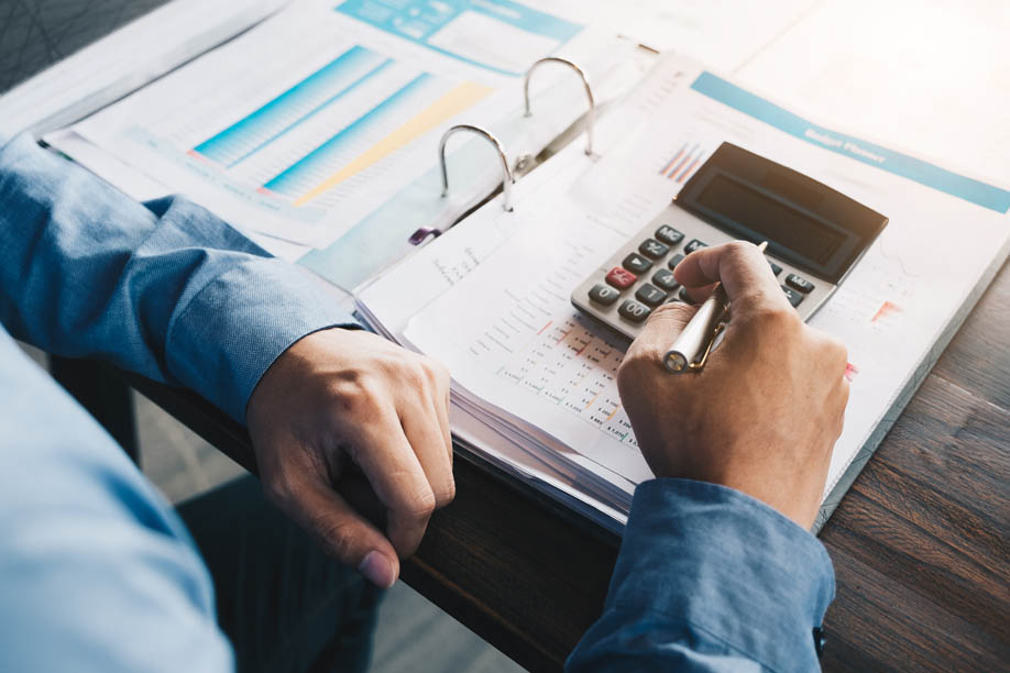 economie taxe impozite fiscalitate